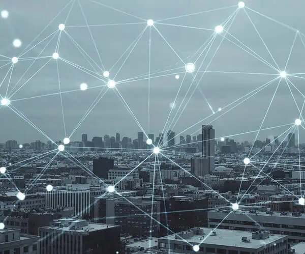 AI w social media: Rewolucja w komunikacji cyfrowej